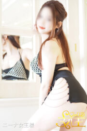 ニーナ女王様</br>Mistress Nina